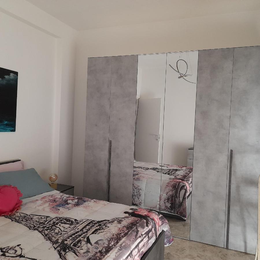 Appartamento Sweet Night In Bari Esterno foto