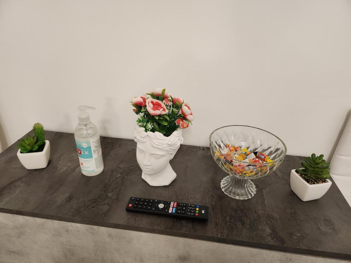 Appartamento Sweet Night In Bari Esterno foto