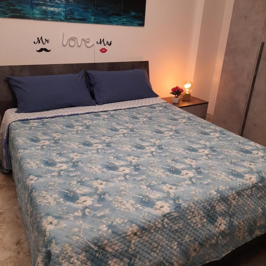 Appartamento Sweet Night In Bari Esterno foto